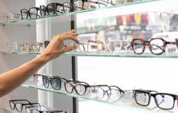 Selecting glasses from a clinic's shelf